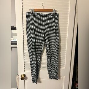 Banana Republic Black and White Checkered Devon Pants